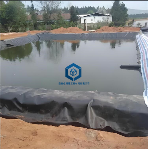 1.5mm美标土工膜在污水处理厂的应用