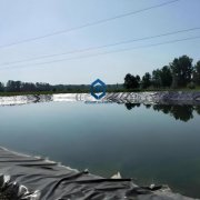 水库防渗膜底部水平铺设的关键因素